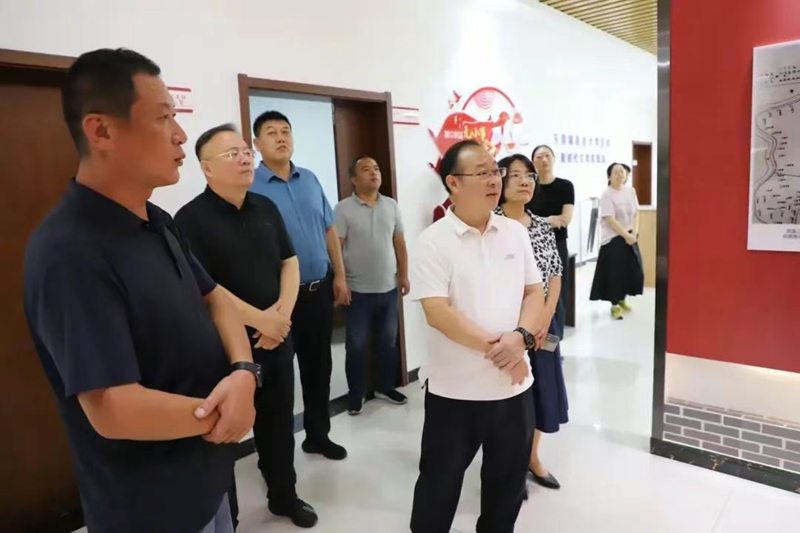 未命名_副本.jpg 未命名_副本.jpg