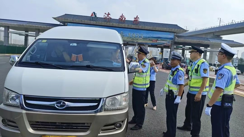 未命名_副本.jpg 未命名_副本.jpg