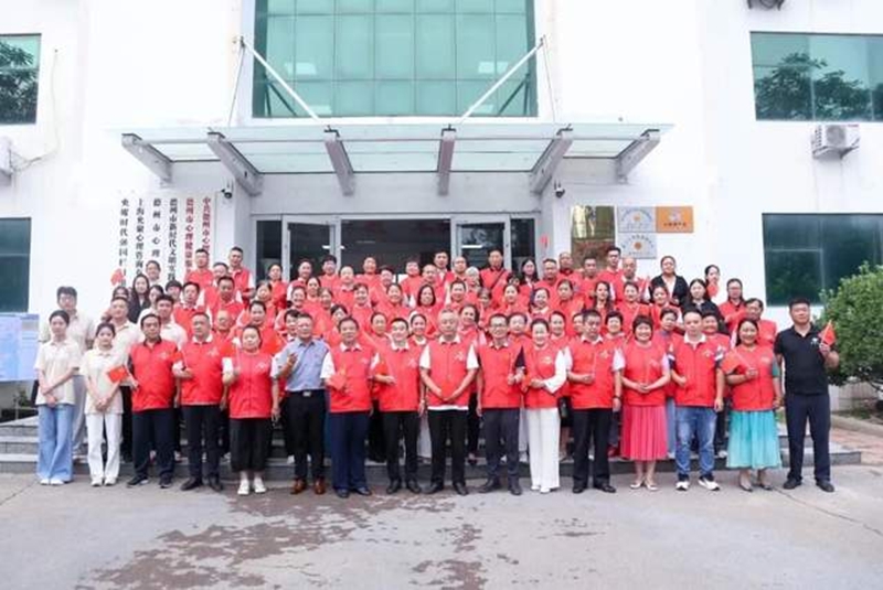 未命名_副本.jpg 未命名_副本.jpg