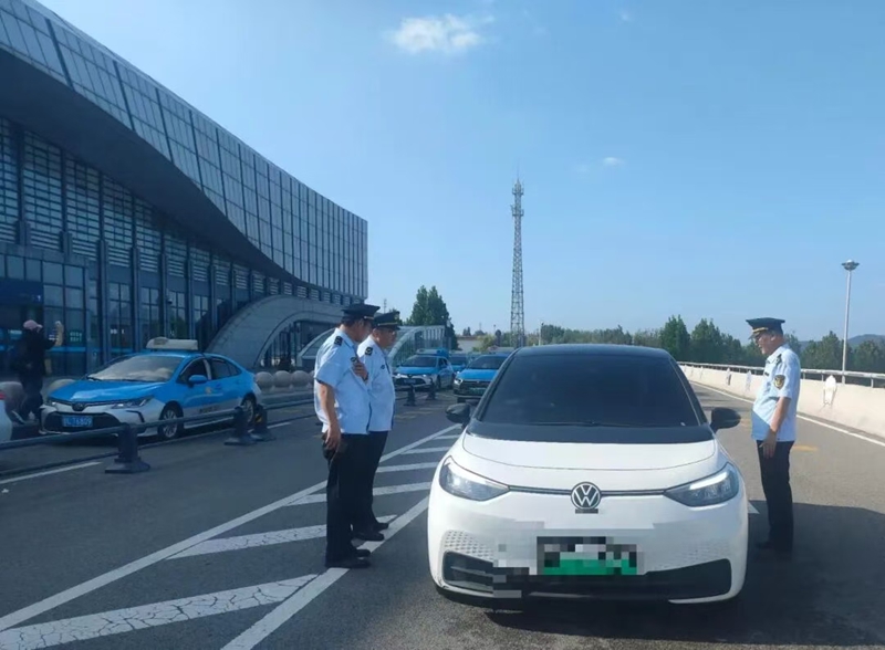 未命名_副本.jpg 未命名_副本.jpg