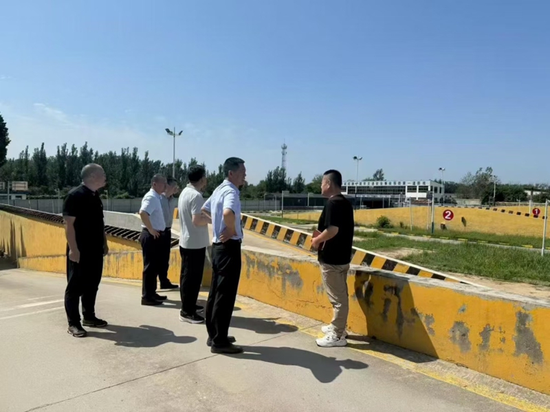 未命名_副本.jpg 未命名_副本.jpg