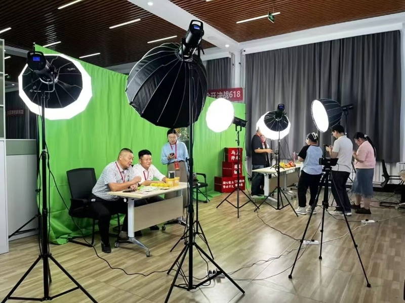 未命名_副本.jpg 未命名_副本.jpg