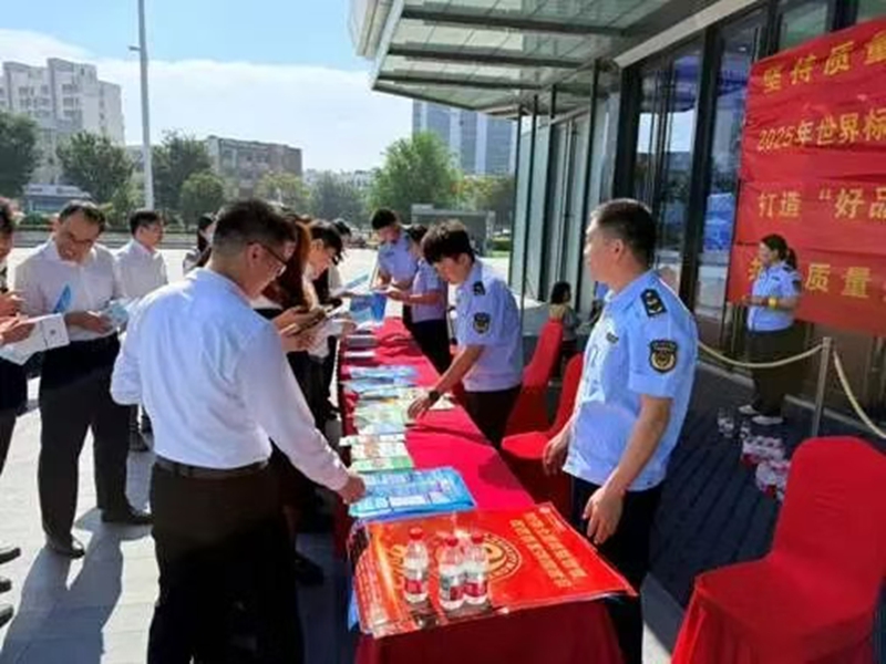 未命名_副本.jpg 未命名_副本.jpg