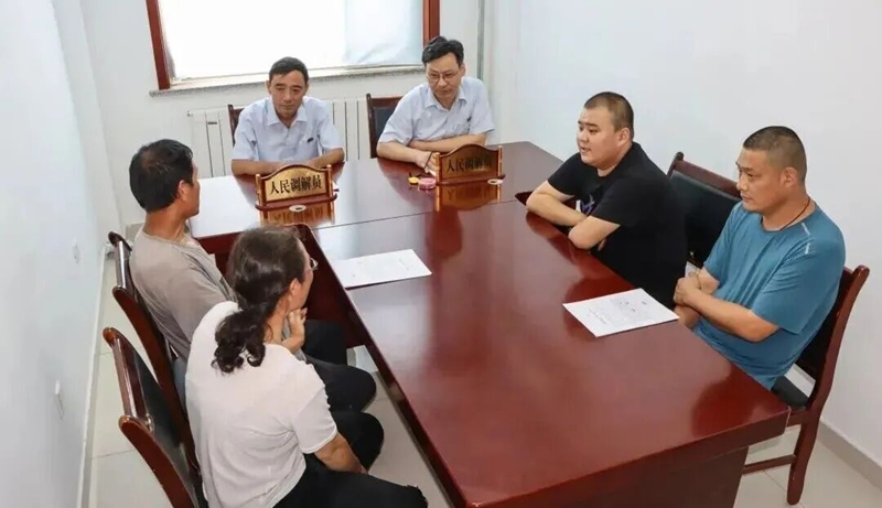 未命名_副本.jpg 未命名_副本.jpg