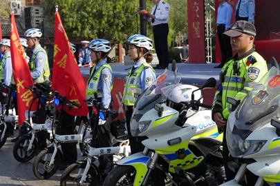 聊城： “自行车巡逻队”国庆节首次亮相