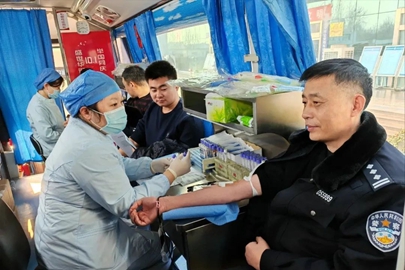 济宁市公安局车辆管理所组织开展无偿献血活动